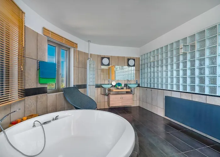 Skinos Ilivatos Eco & Estate