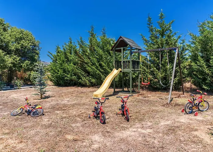 Vilă Skinos Ilivatos Eco & Estate